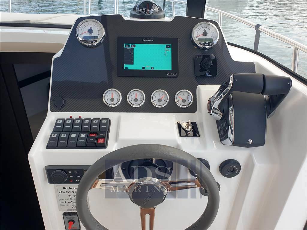 Rodman 890 ventura