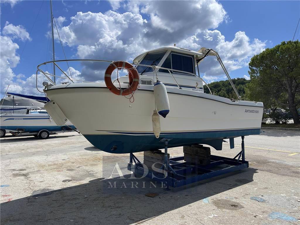 Beneteau Antares 620