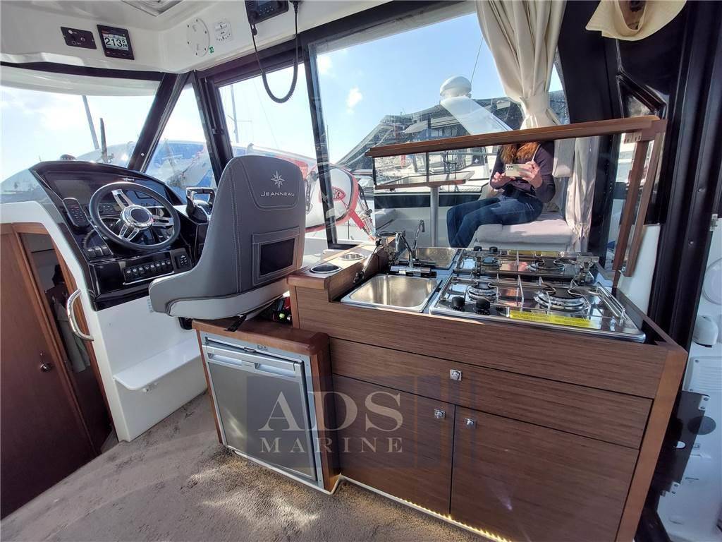 Jeanneau Merry fisher 895