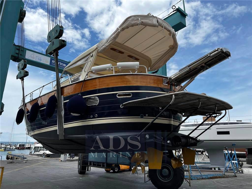 Apreamare 11 cabinato hard top