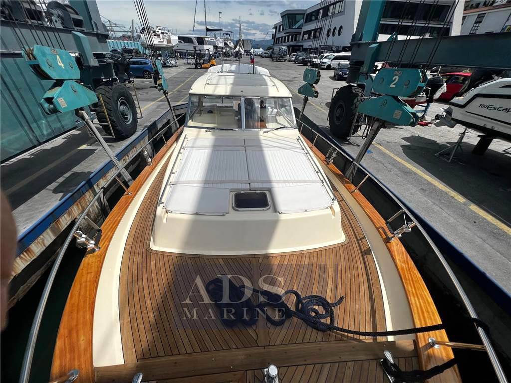 Apreamare 11 cabinato hard top