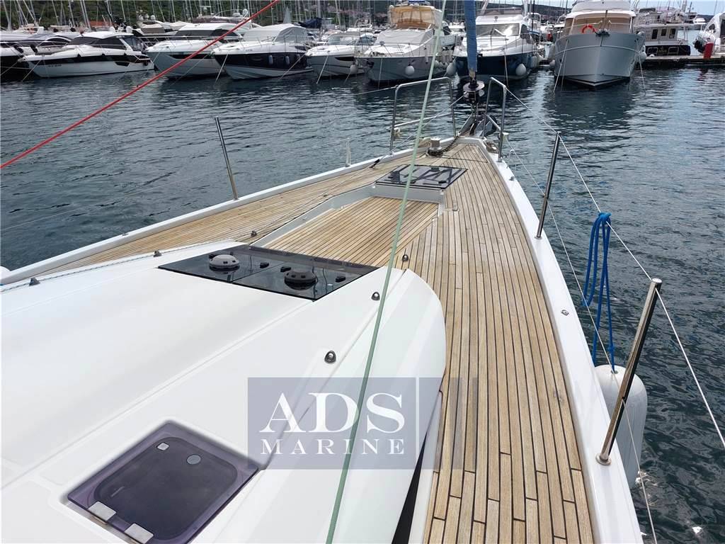Jeanneau 54