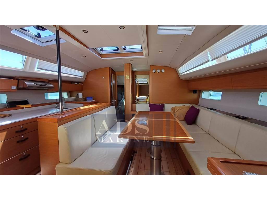 Jeanneau 54