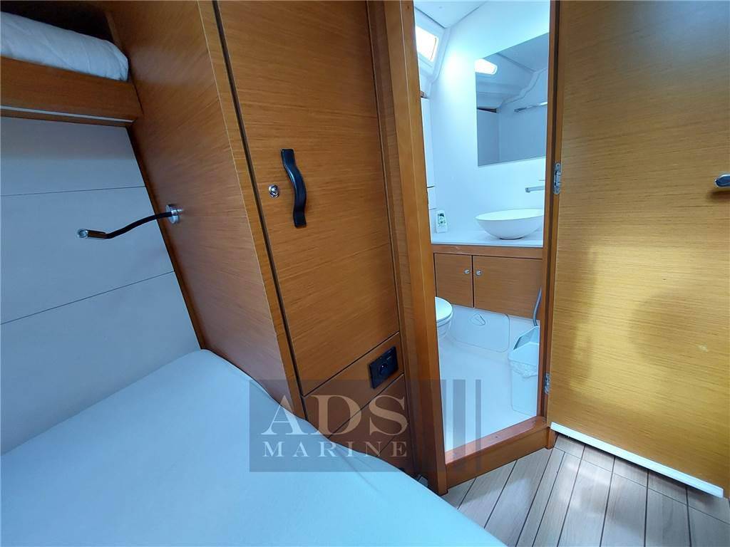 Jeanneau 54