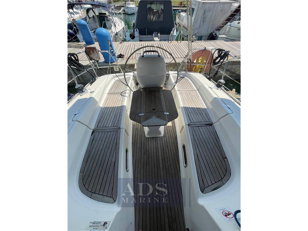 Bavaria 38 cruiser