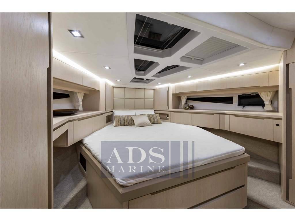 Galeon 460 fly