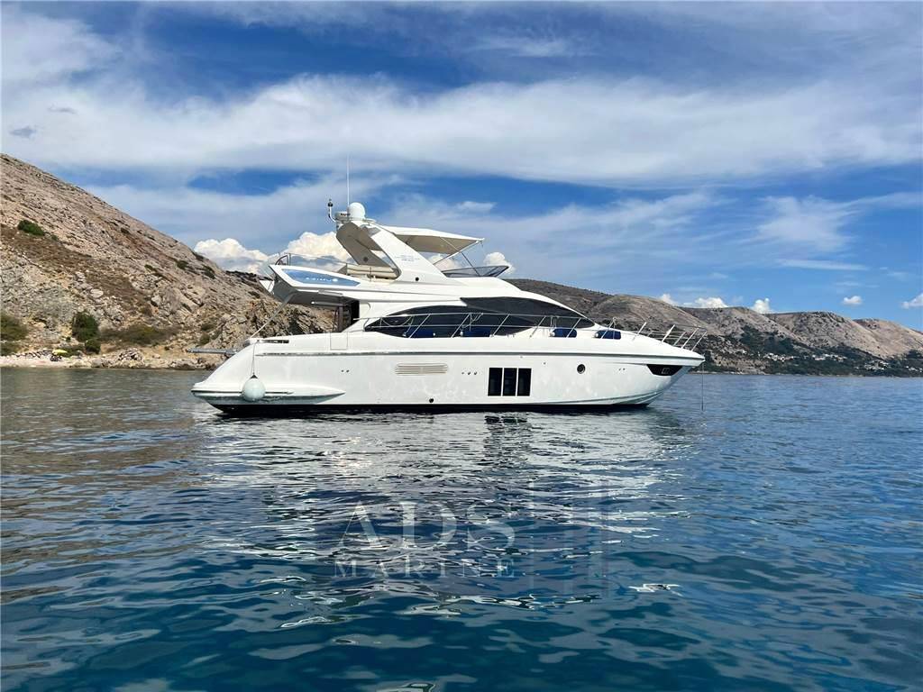 Azimut 53 fly