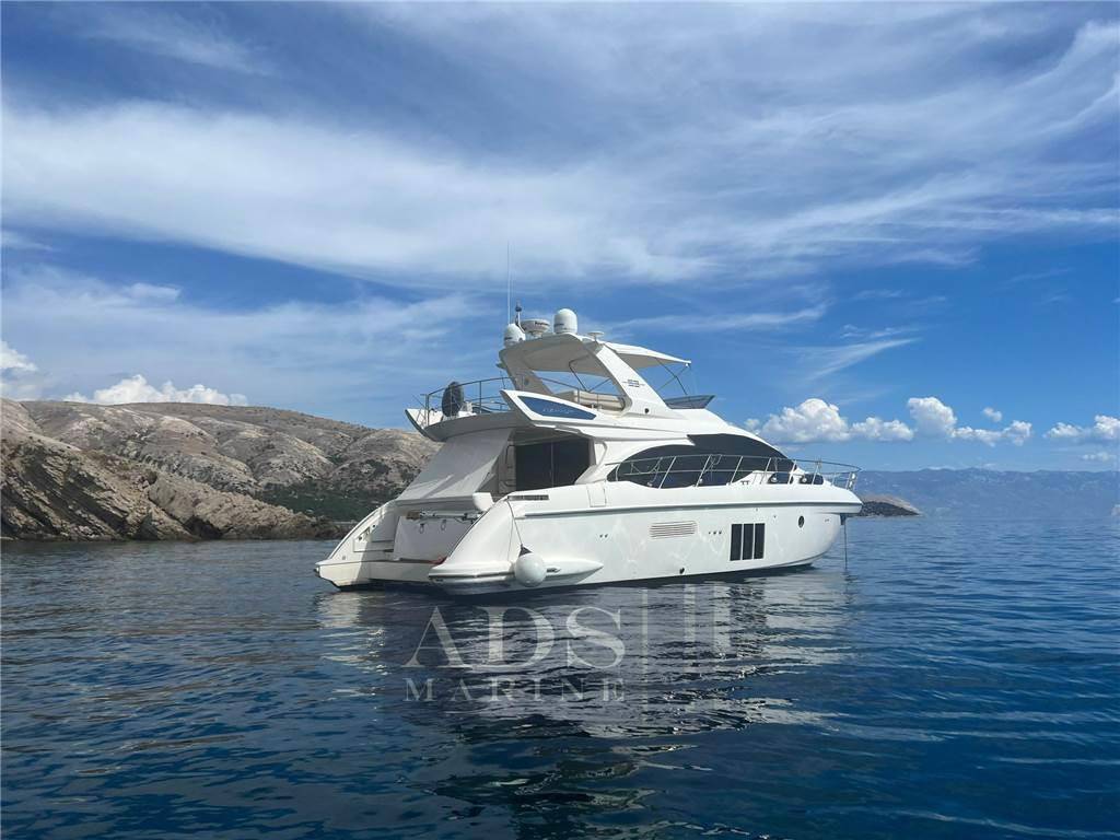 Azimut 53 fly