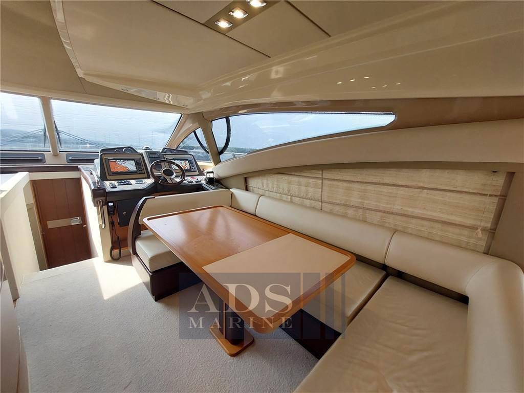 Azimut 53 fly