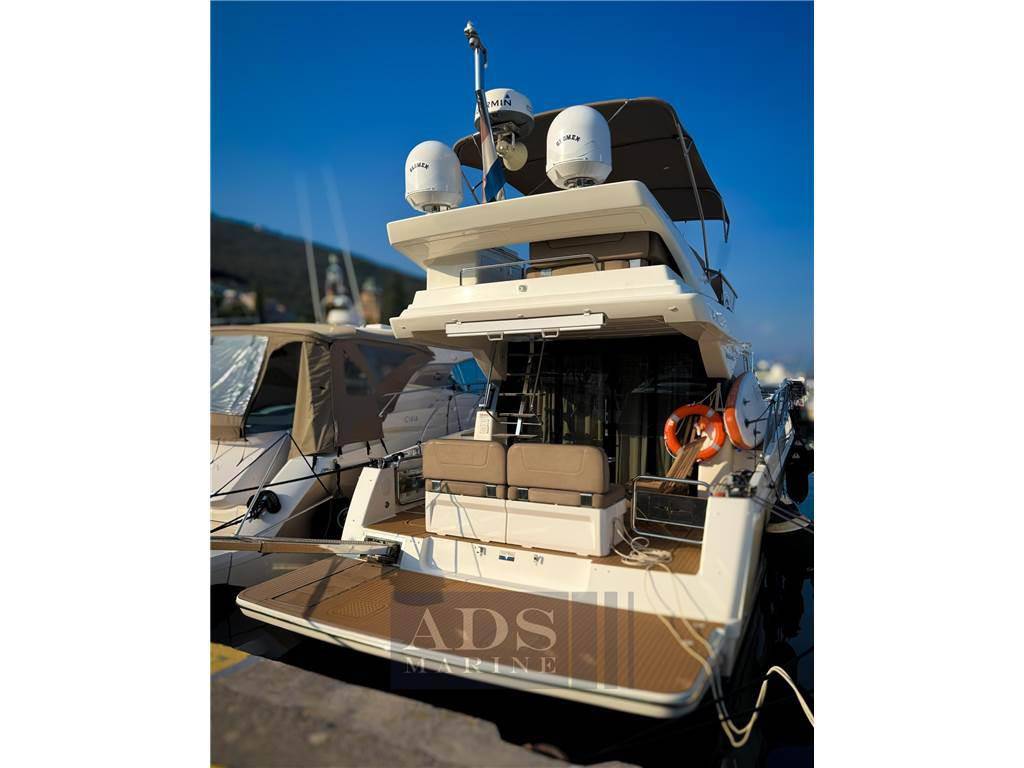 Bavaria Virtess 420 fly