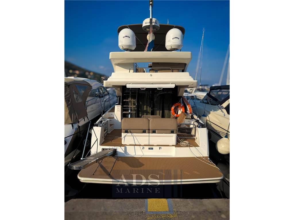 Bavaria Virtess 420 fly