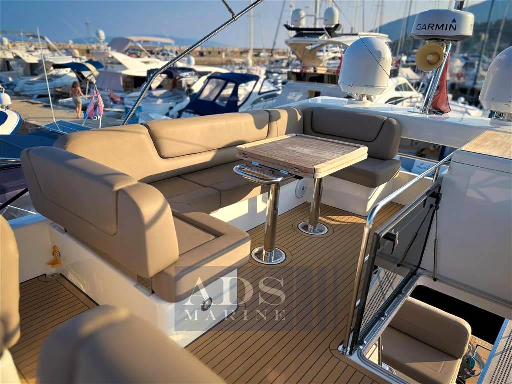 Bavaria Virtess 420 fly