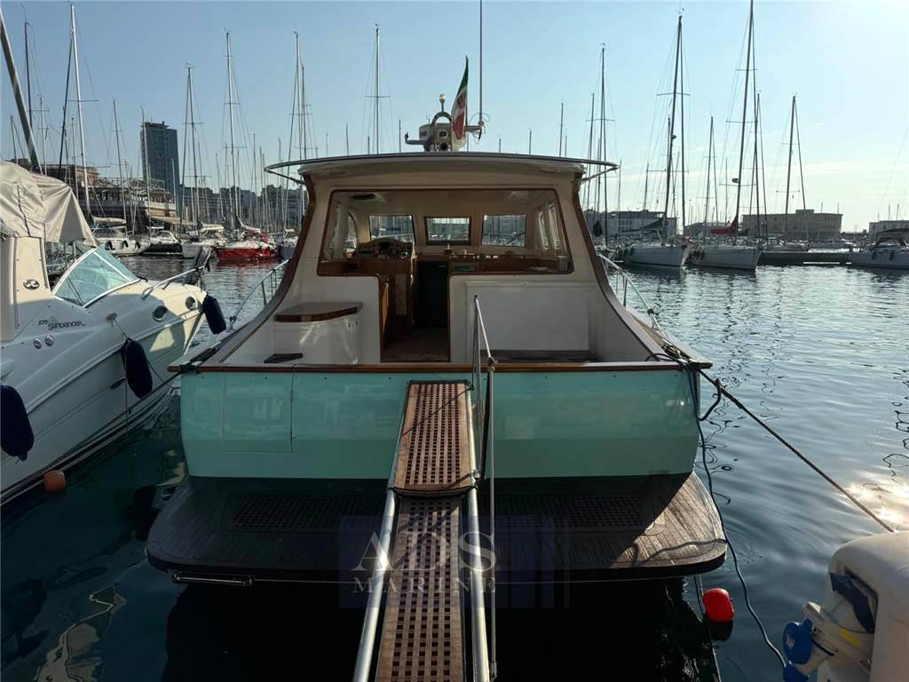 Solare 40 lobster