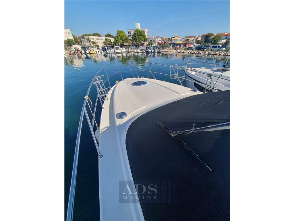 Galeon 330