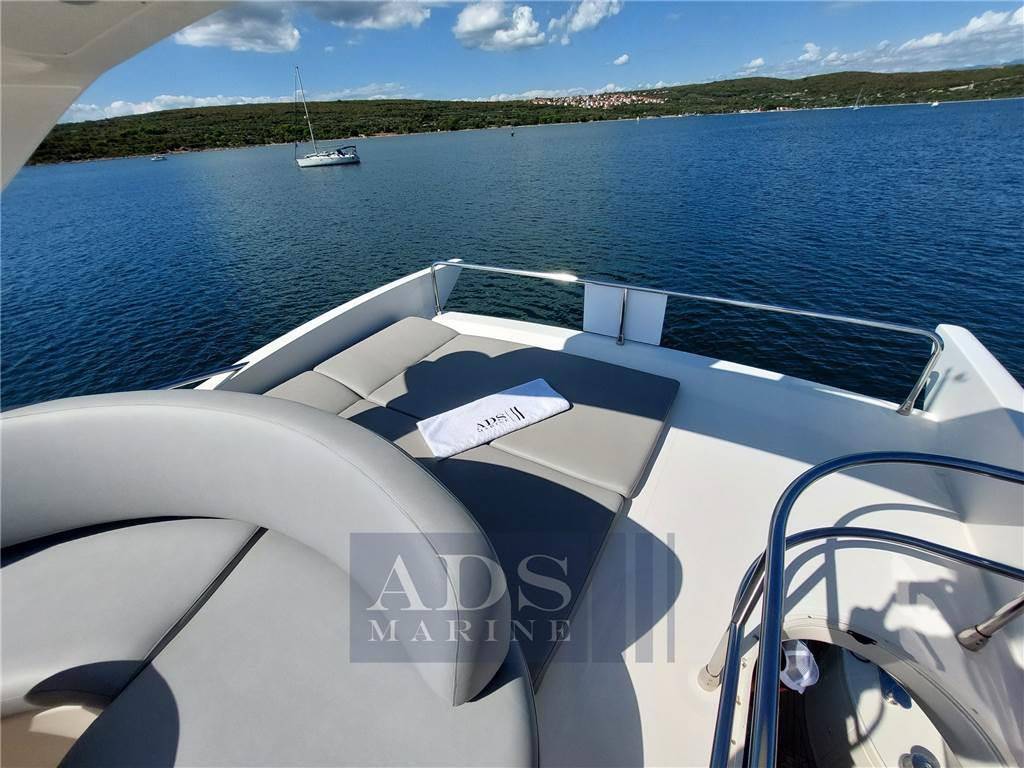 Azimut 50 fly