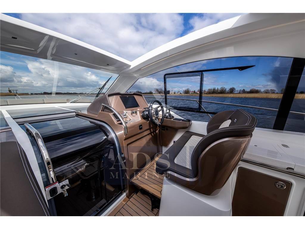 Galeon 405 hts