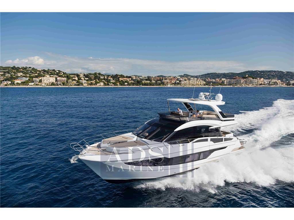 Galeon 640 fly