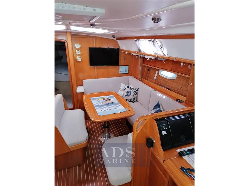 Bavaria 42 cruiser