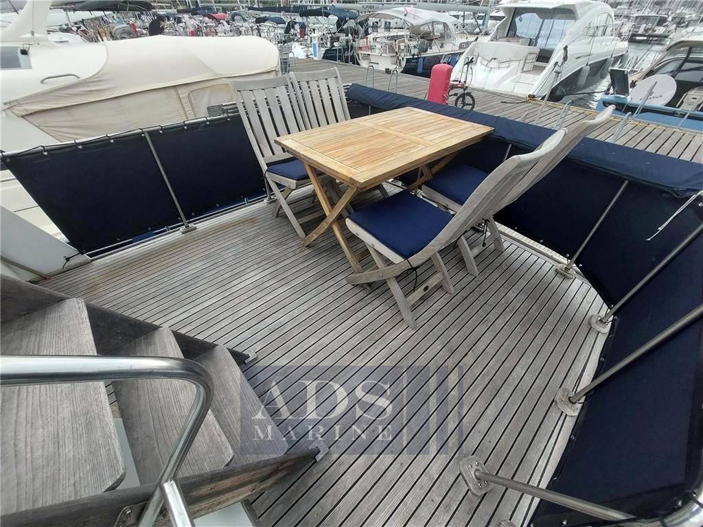 Grand banks 42