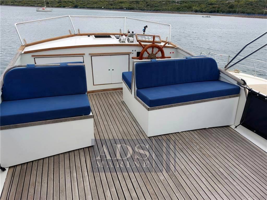 Grand banks 42
