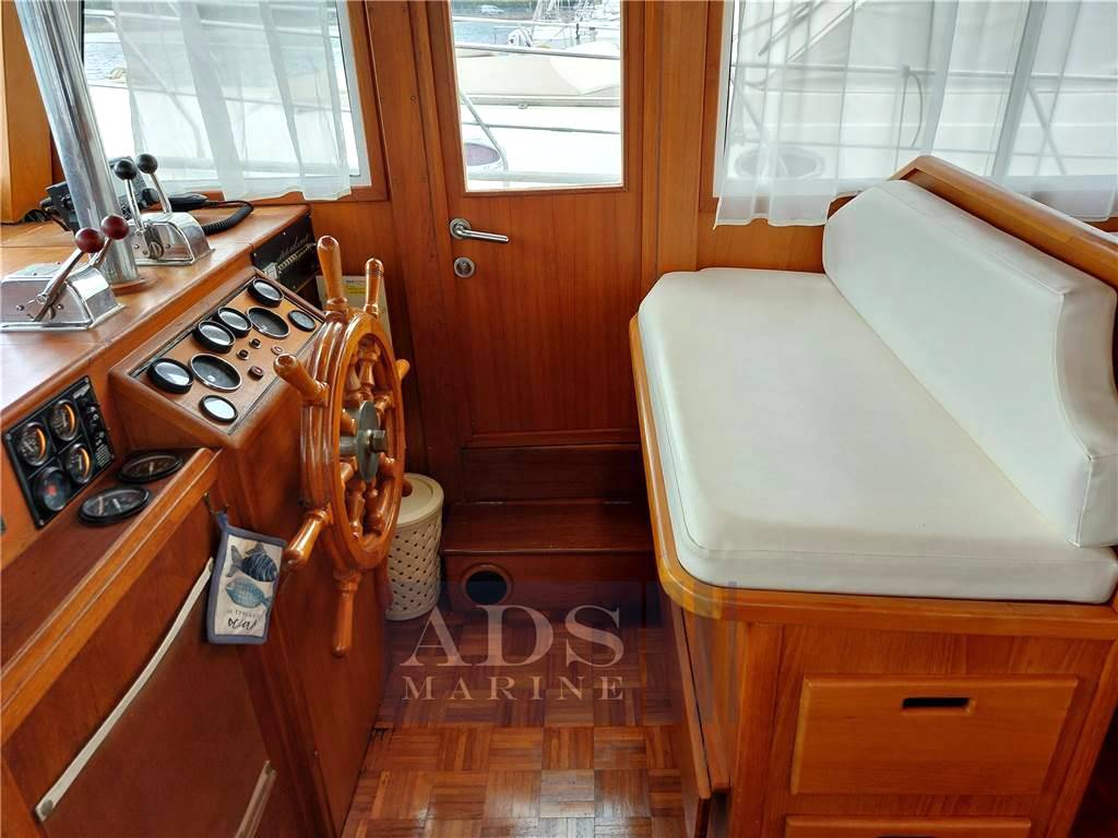 Grand banks 42
