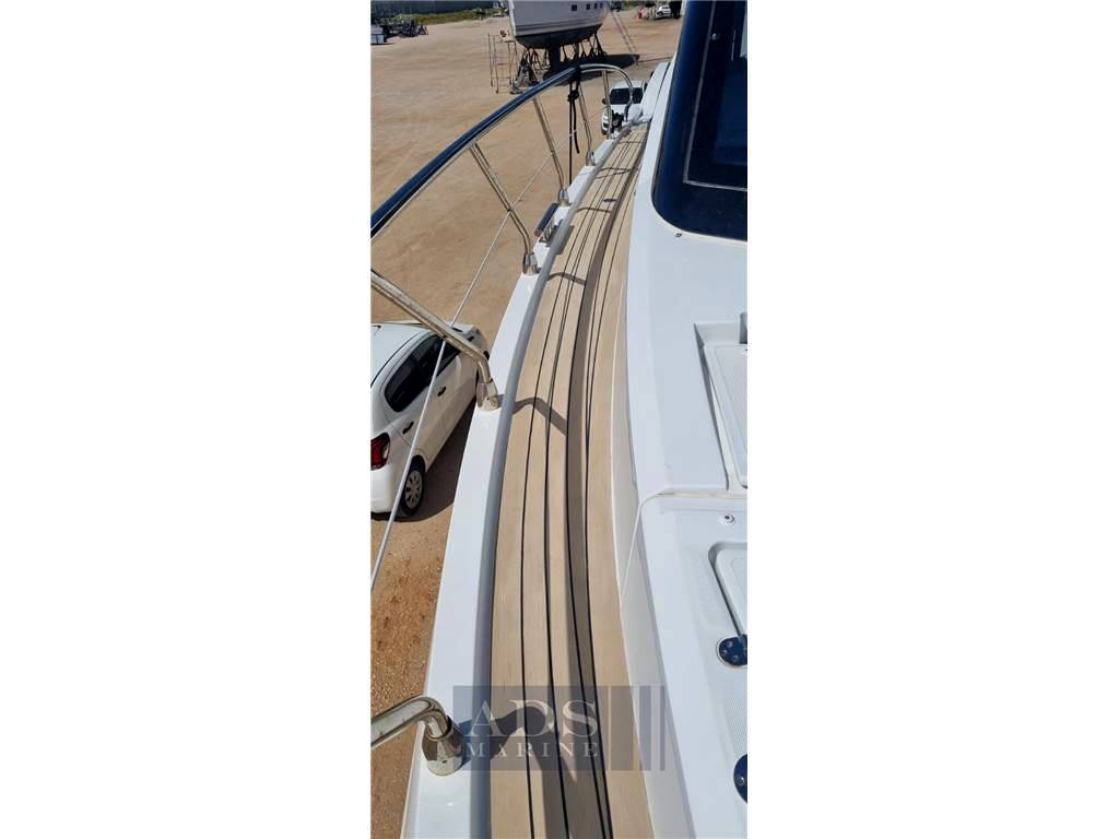 Galeon 500 fly