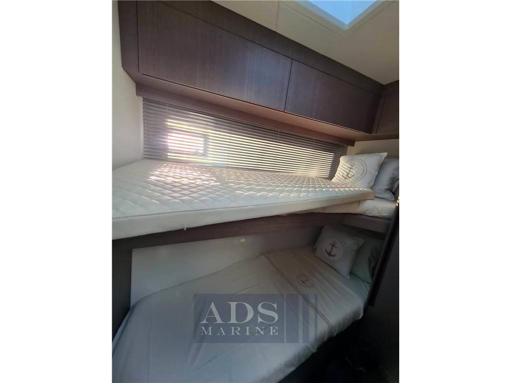 Galeon 500 fly