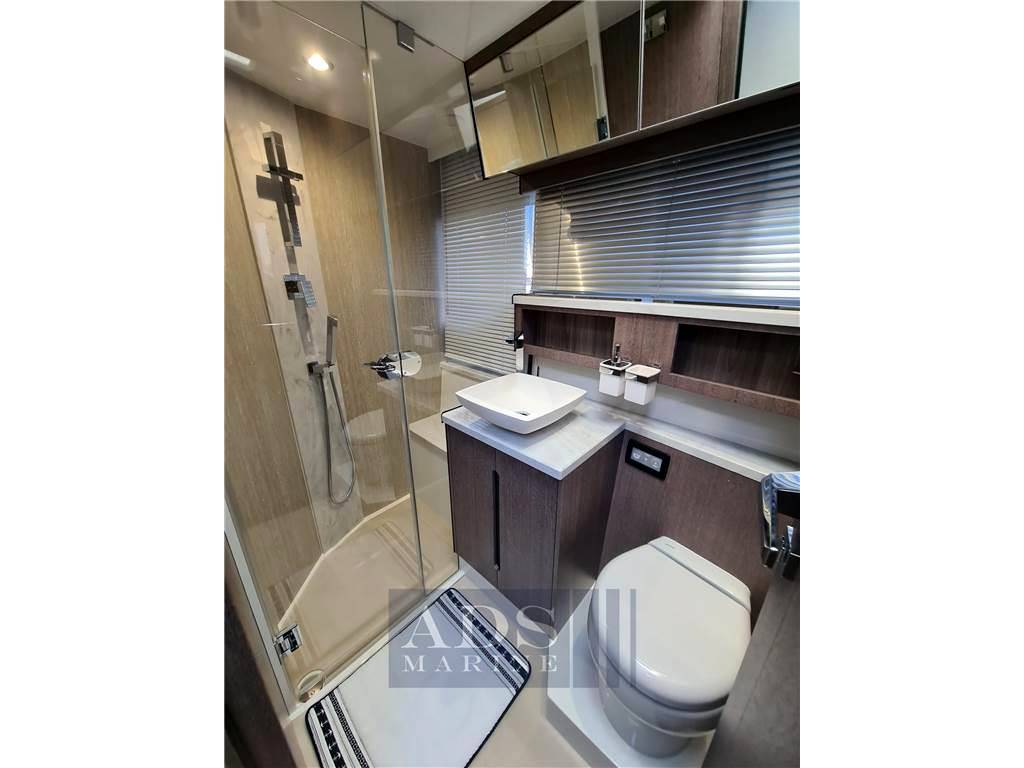 Galeon 500 fly