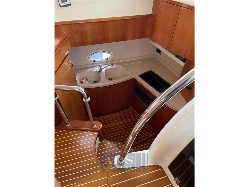 Azimut 42 fly