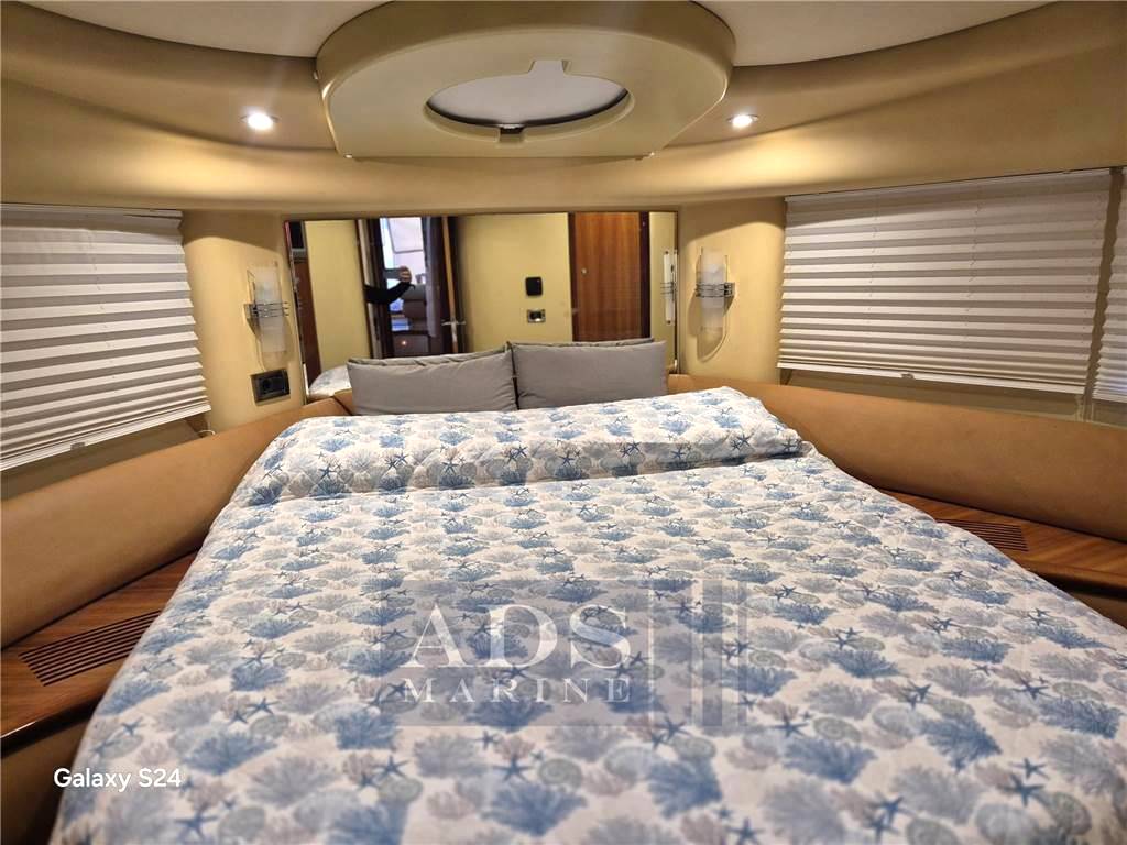 Azimut 42 fly
