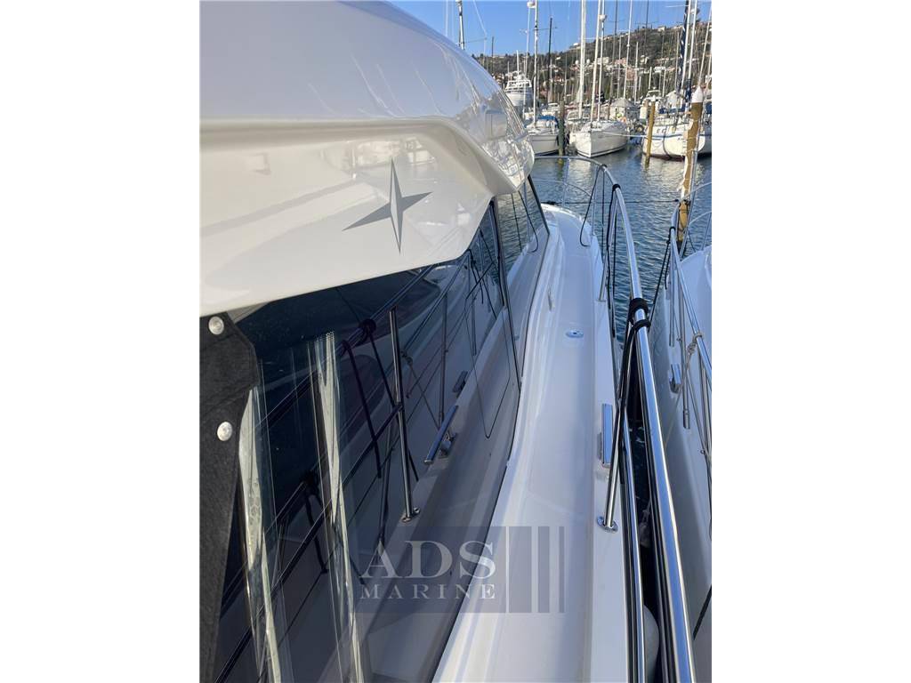 Bavaria Sr 33 hard top
