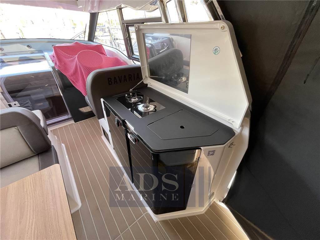 Bavaria Sr 33 hard top