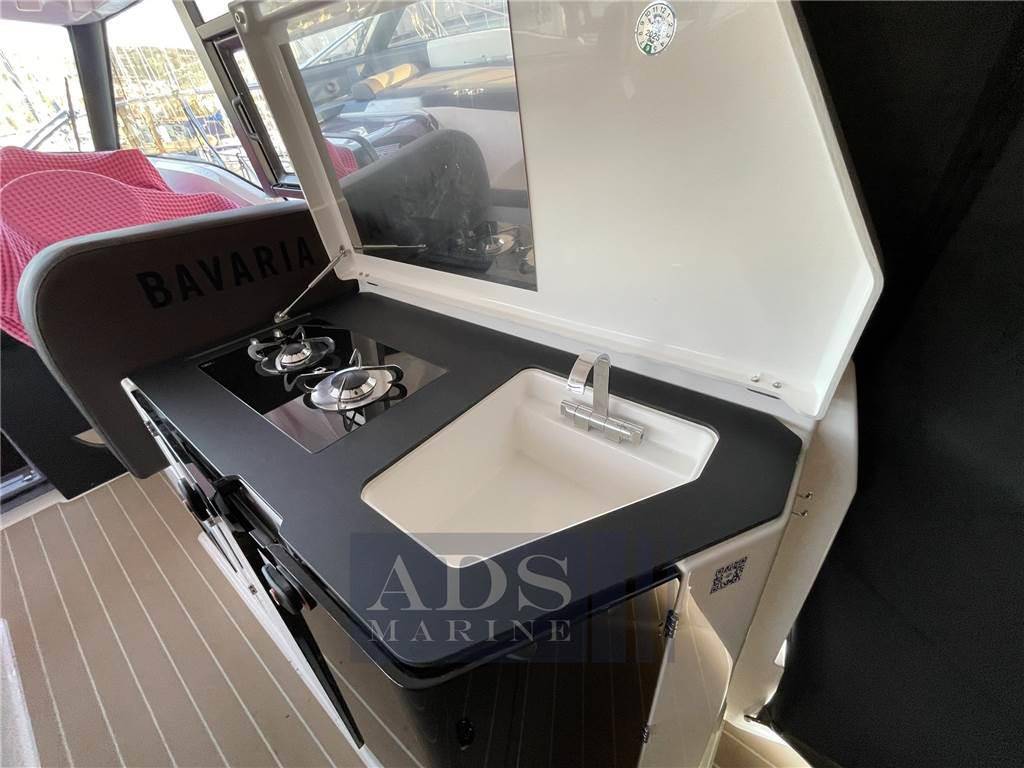 Bavaria Sr 33 hard top