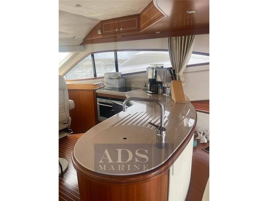Galeon 530