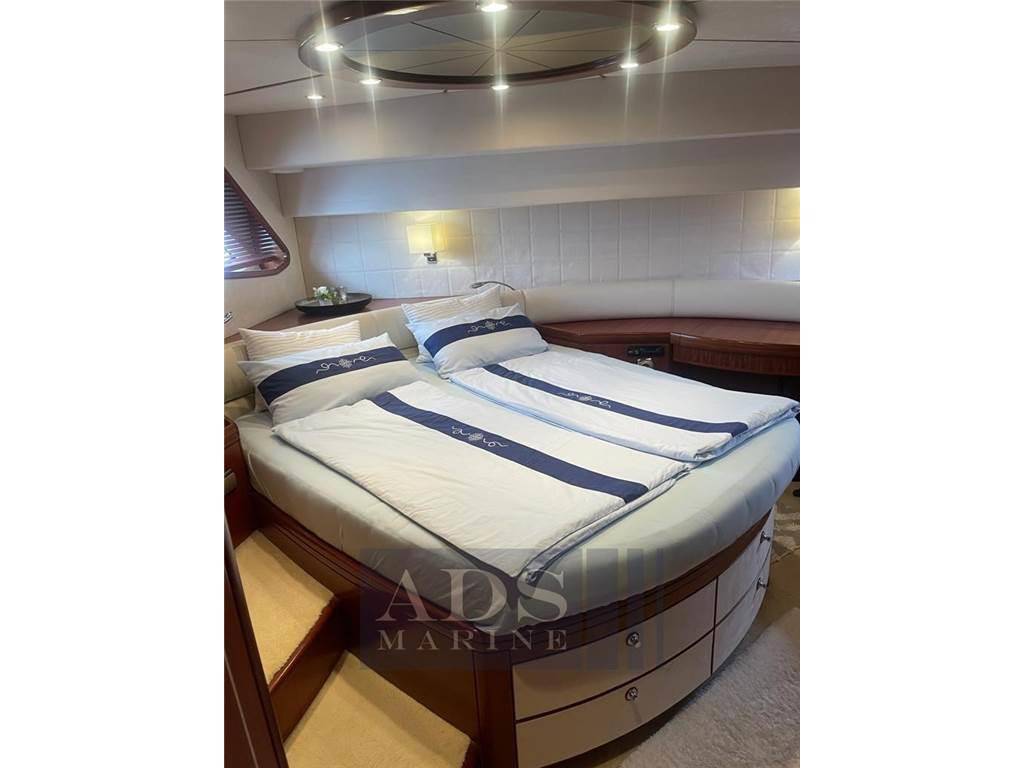 Galeon 530