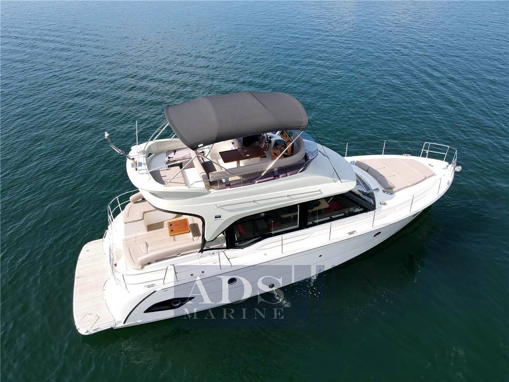 Bavaria E 40 fly - 40