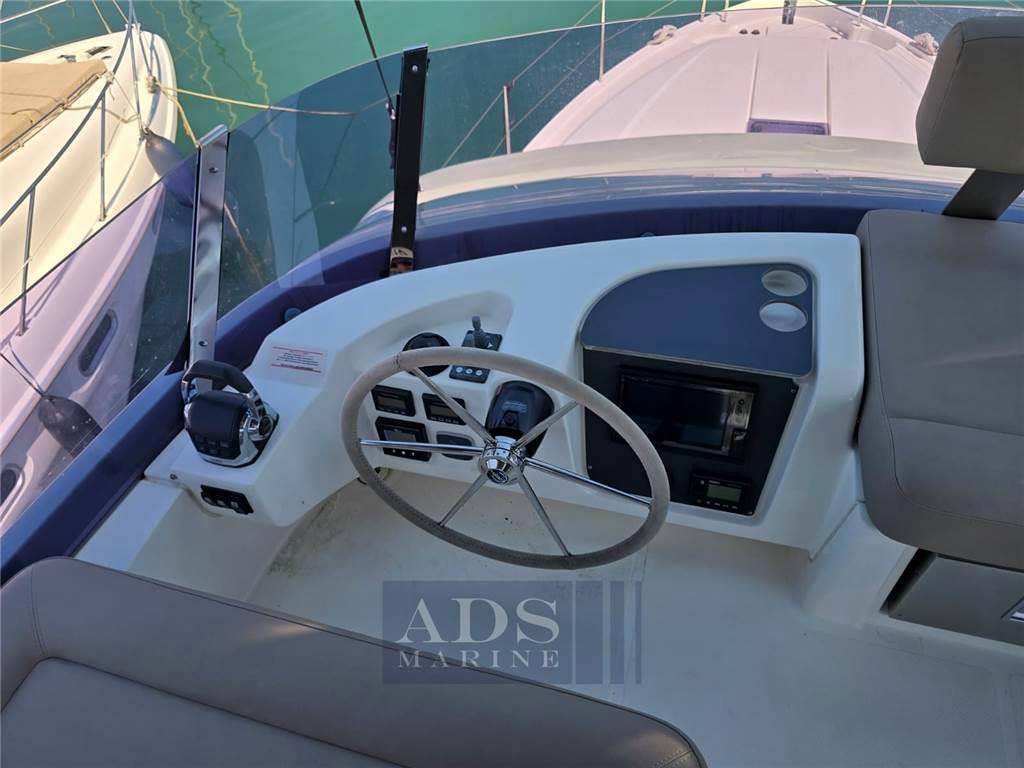 Bavaria E 40 fly - 40