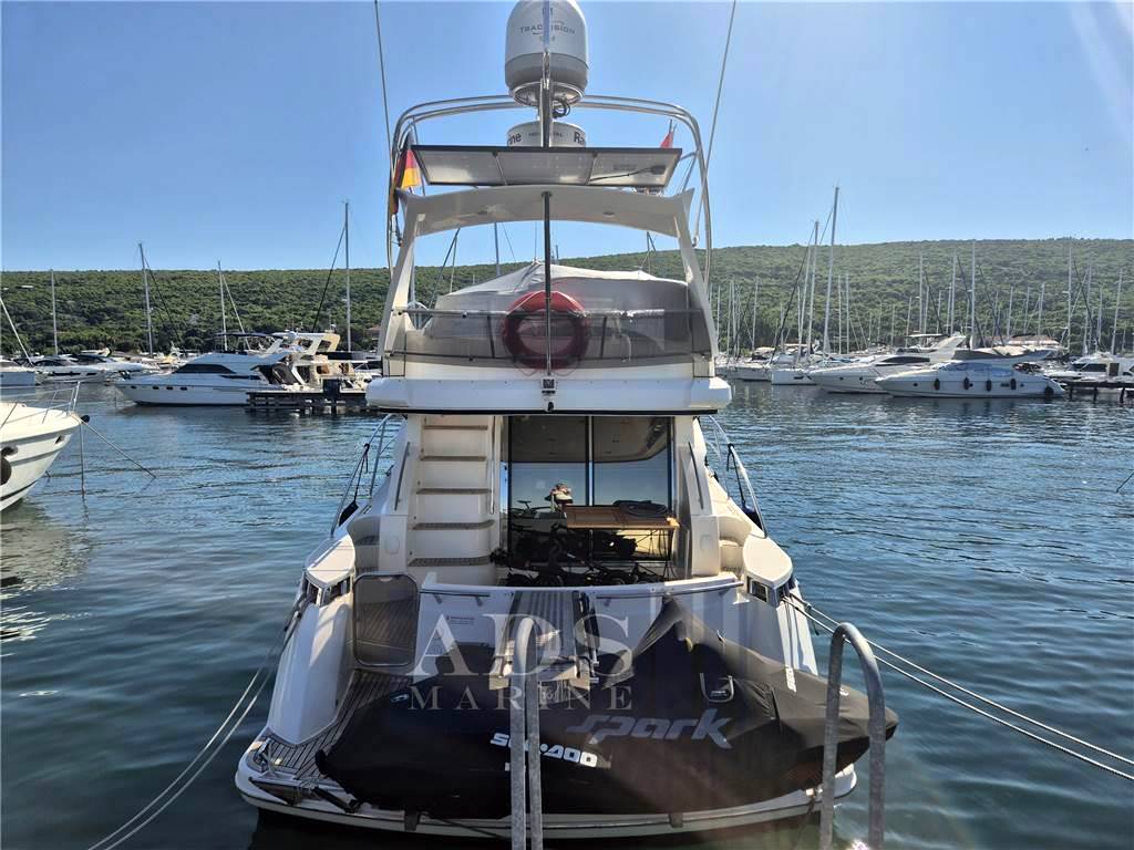 Galeon 440 fly