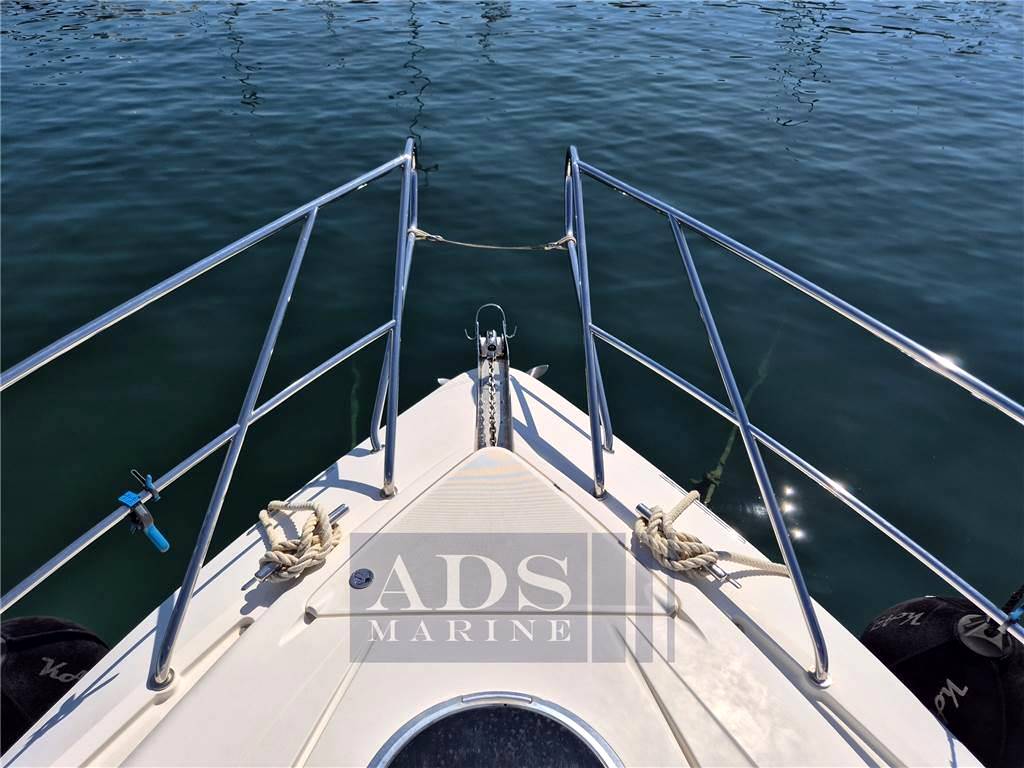 Galeon 440 fly