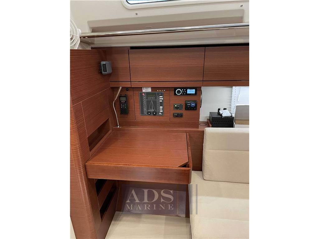 Hanse 418
