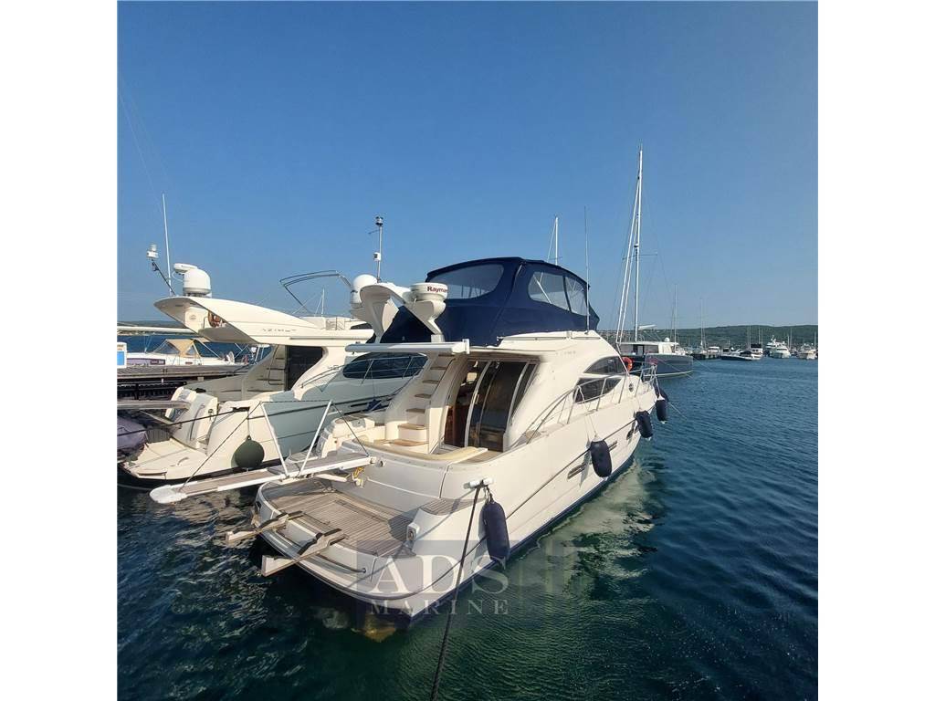 Sealine F 42 ̸ 5