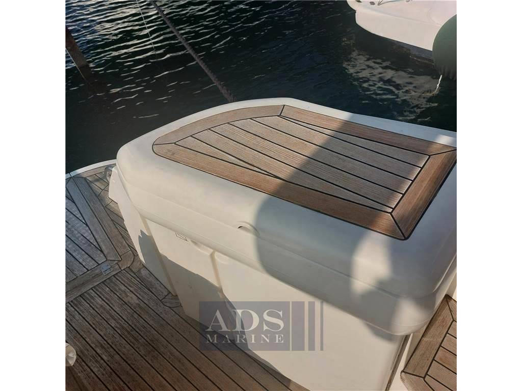 Sealine F 42 ̸ 5