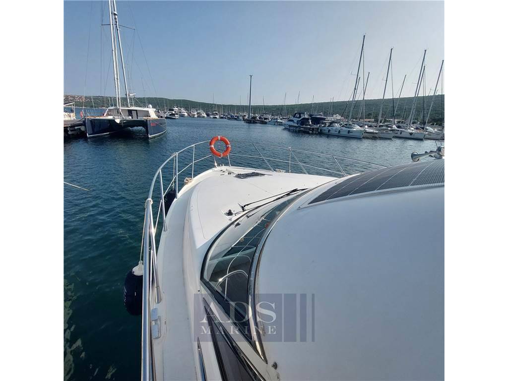 Sealine F 42 ̸ 5