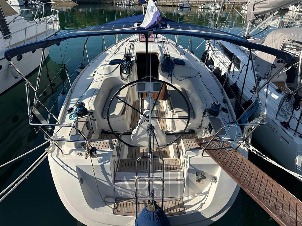 Dufour 40