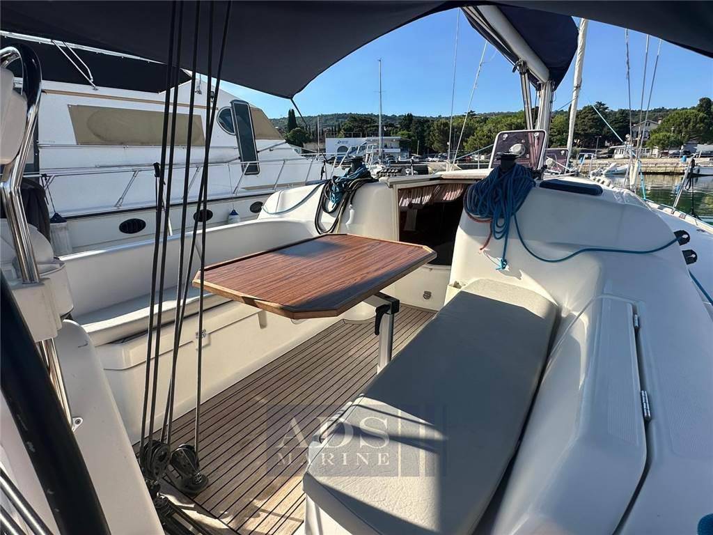 Dufour 40