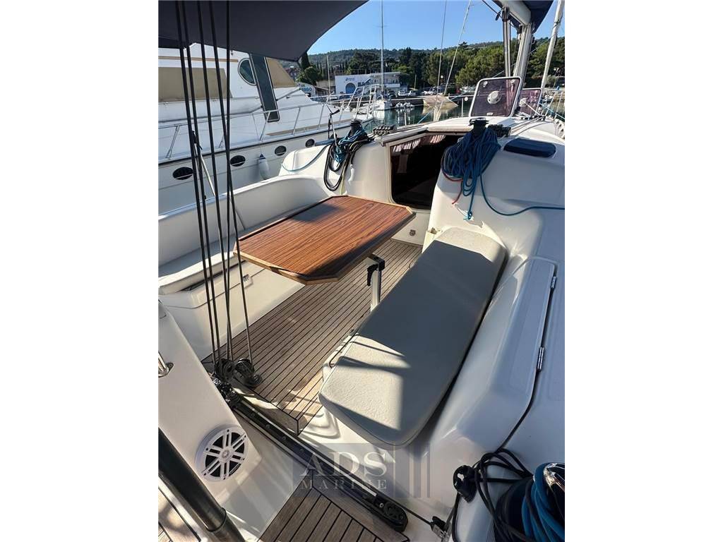 Dufour 40