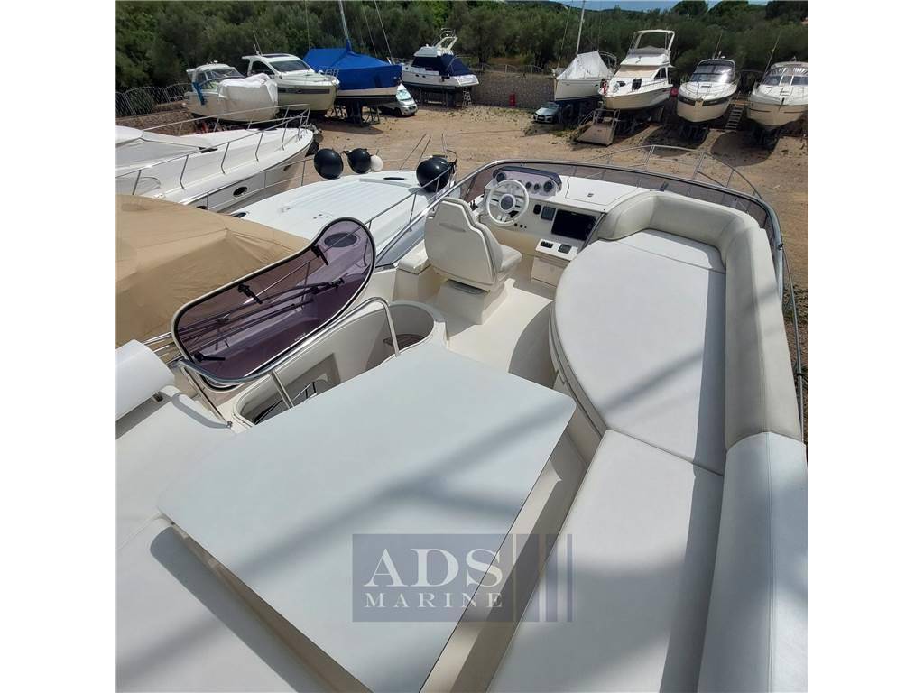 Azimut 43