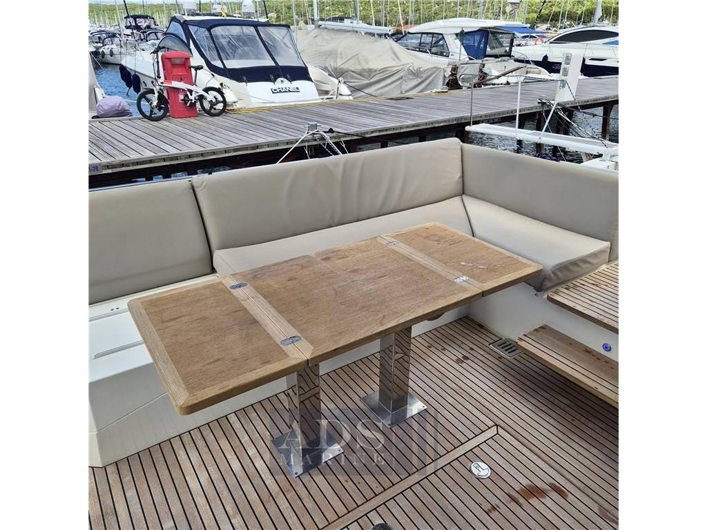 Prestige 520 fly