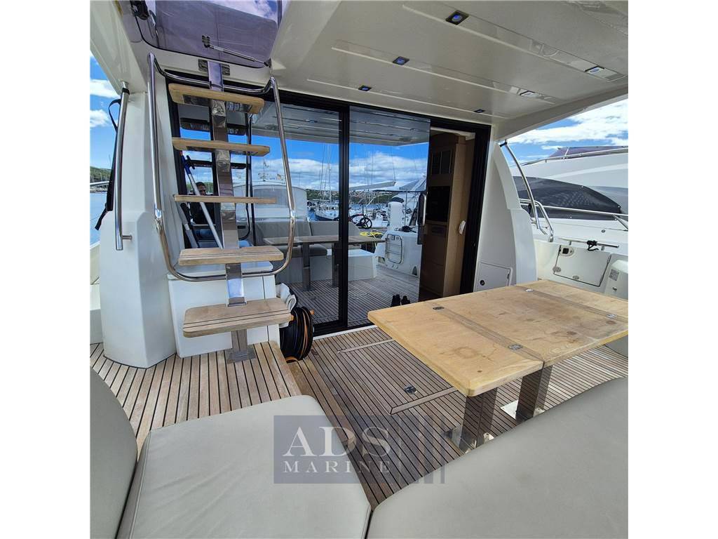 Prestige 520 fly