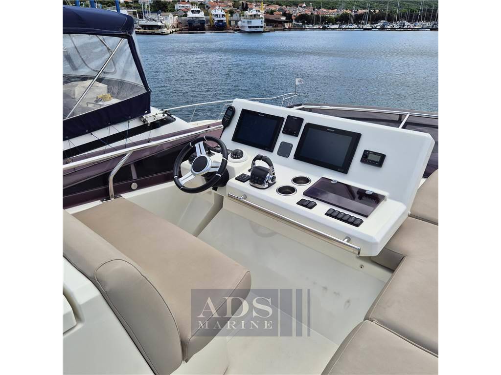 Prestige 520 fly
